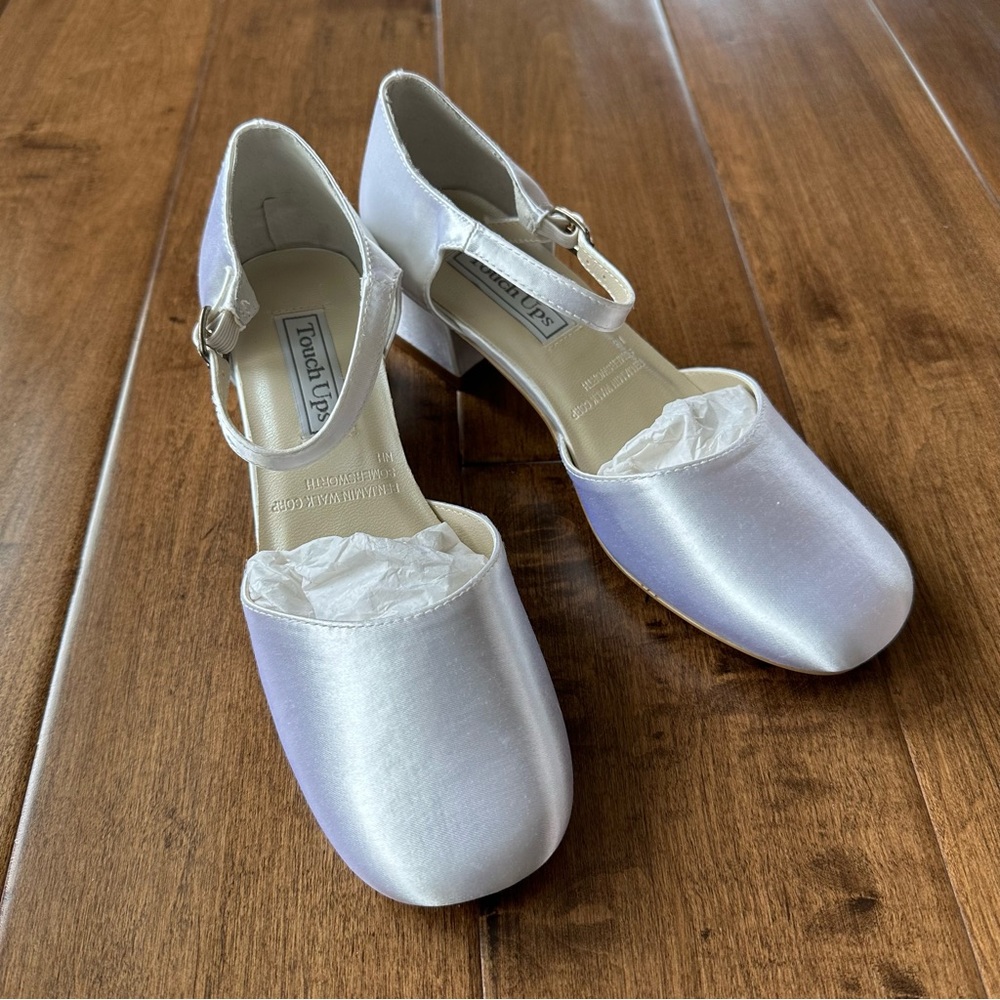 Clarissa White Satin Girl Dress Shoes